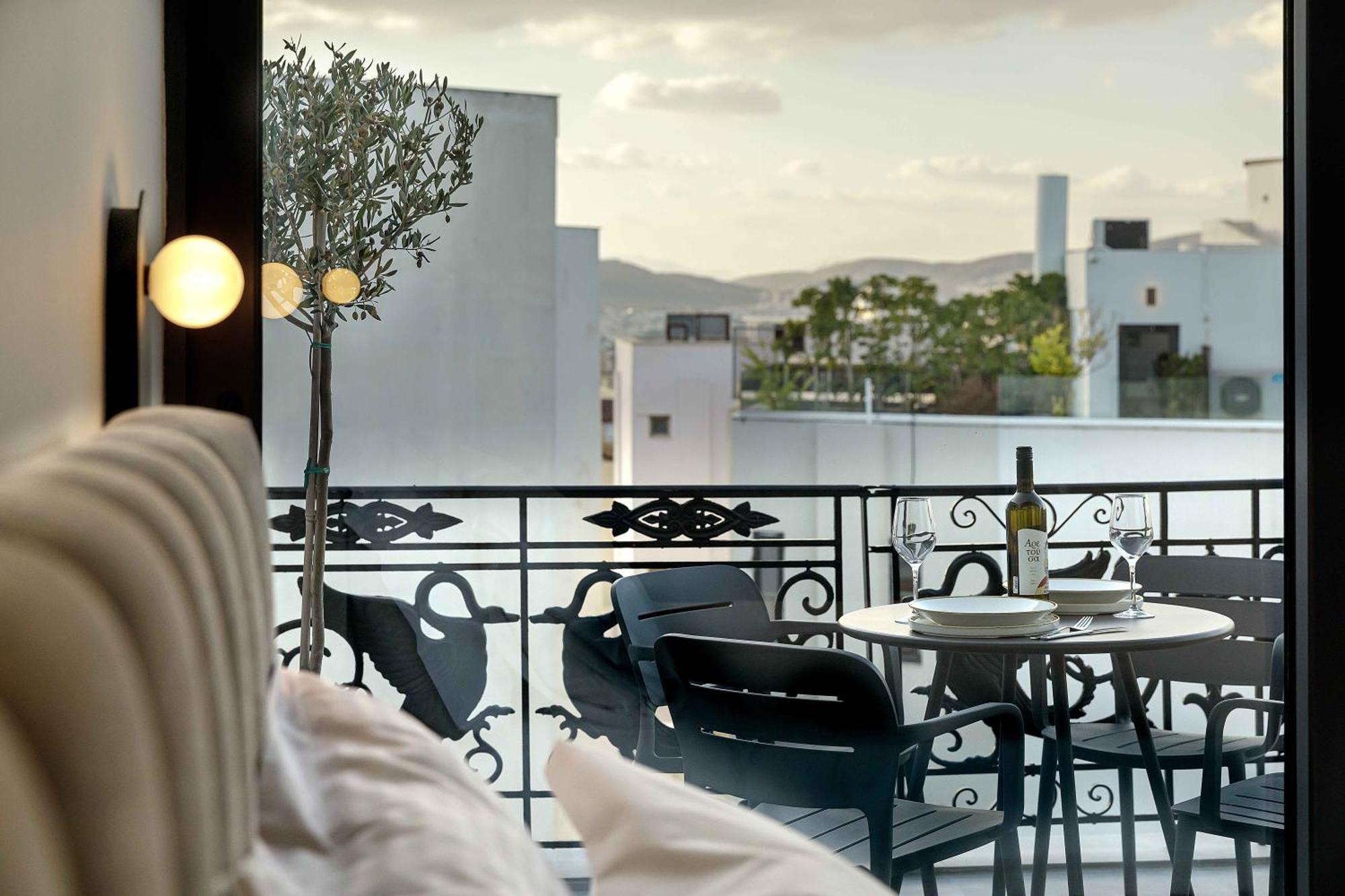 Master Plaka Apartment Атина Екстериор снимка