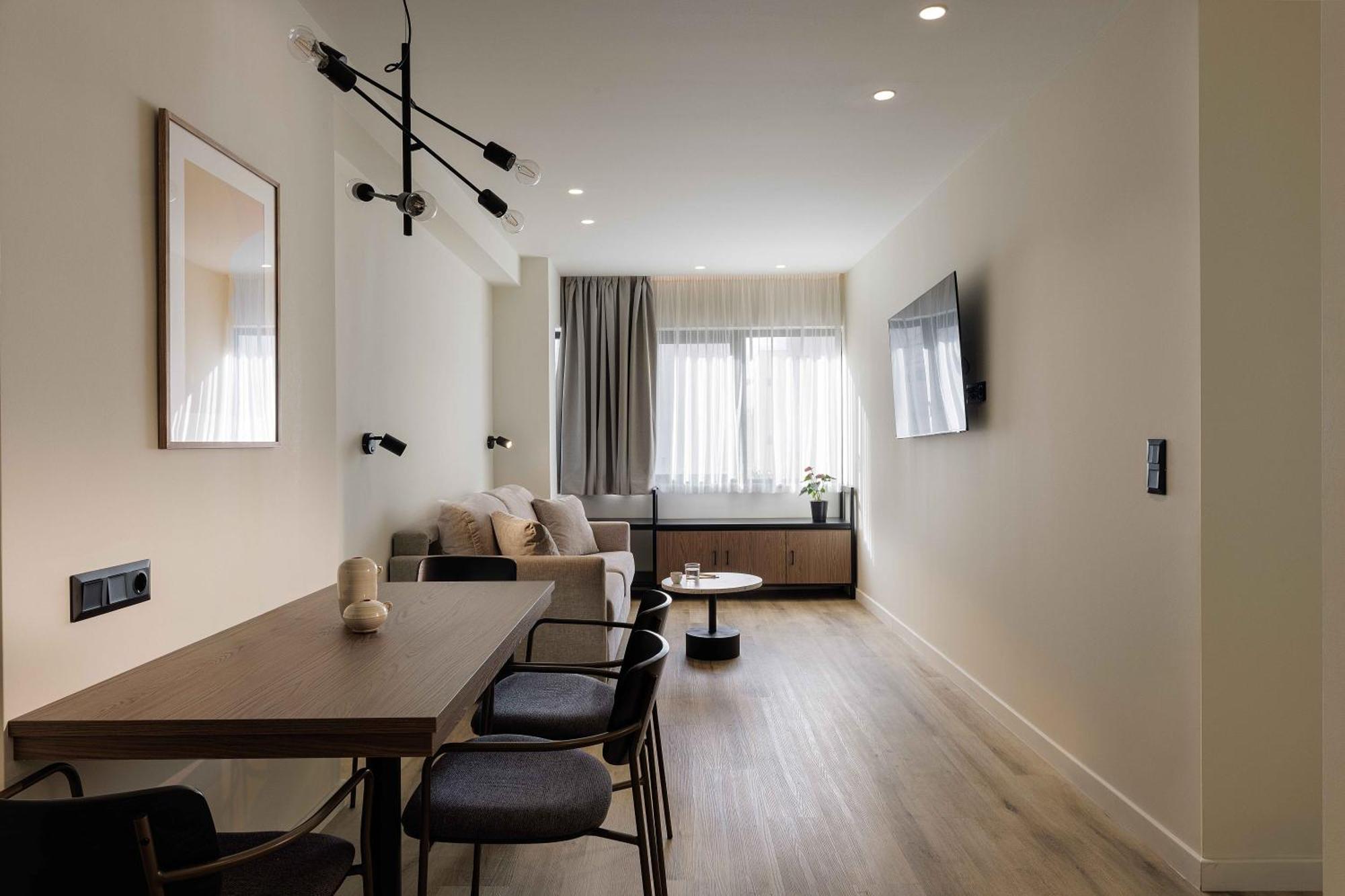 Master Plaka Apartment Атина Стая снимка
