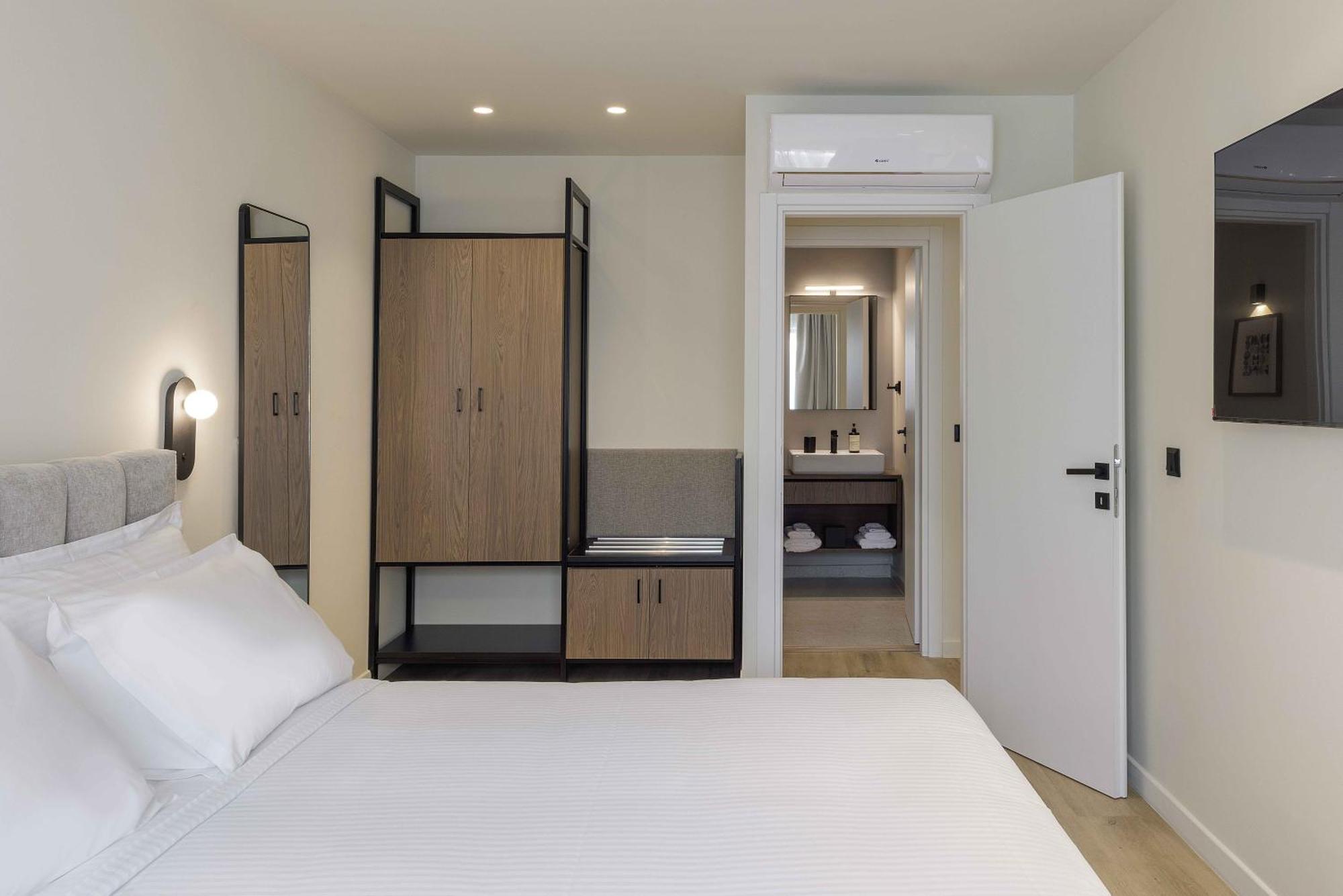 Master Plaka Apartment Атина Екстериор снимка
