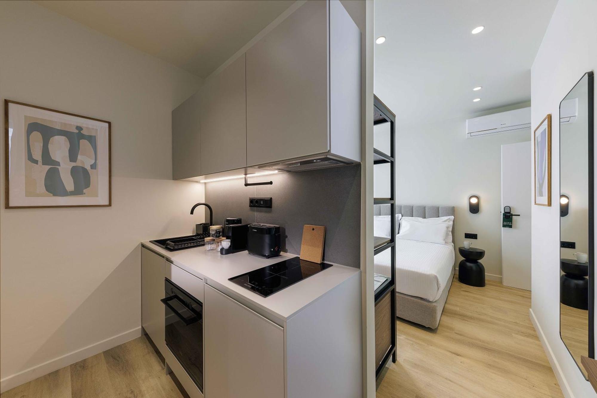Master Plaka Apartment Атина Екстериор снимка