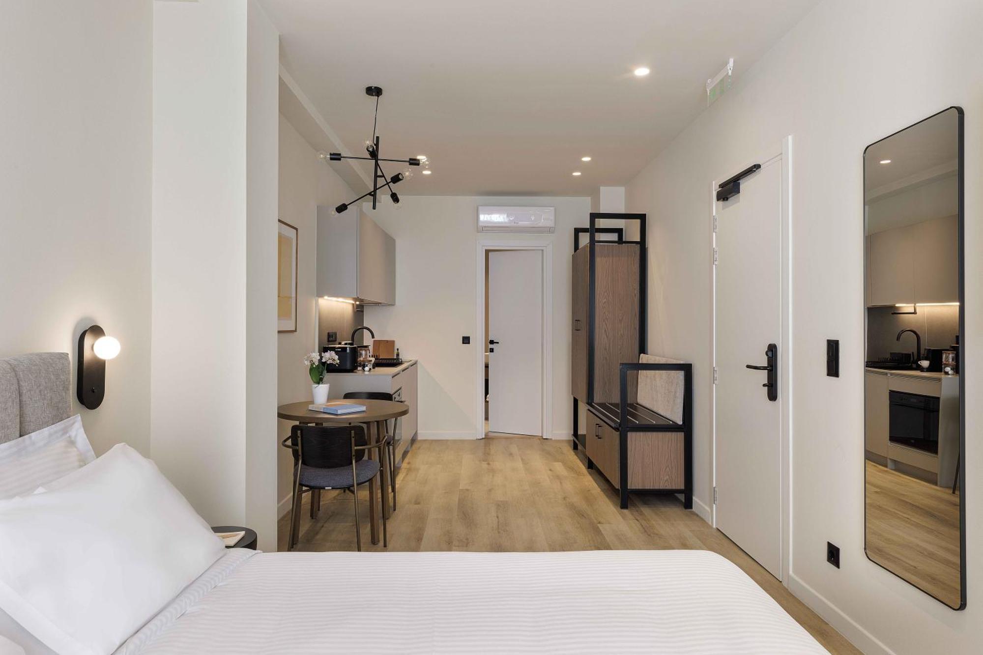Master Plaka Apartment Атина Екстериор снимка