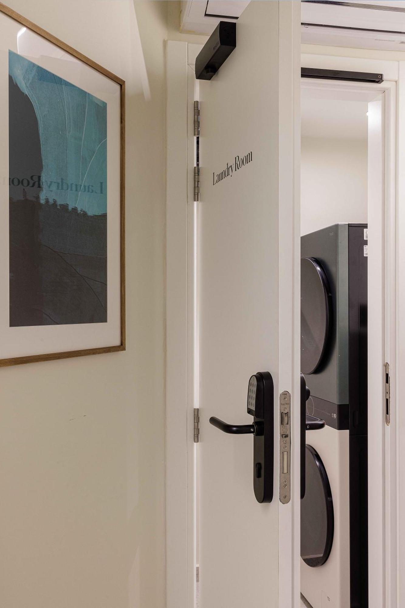 Master Plaka Apartment Атина Екстериор снимка